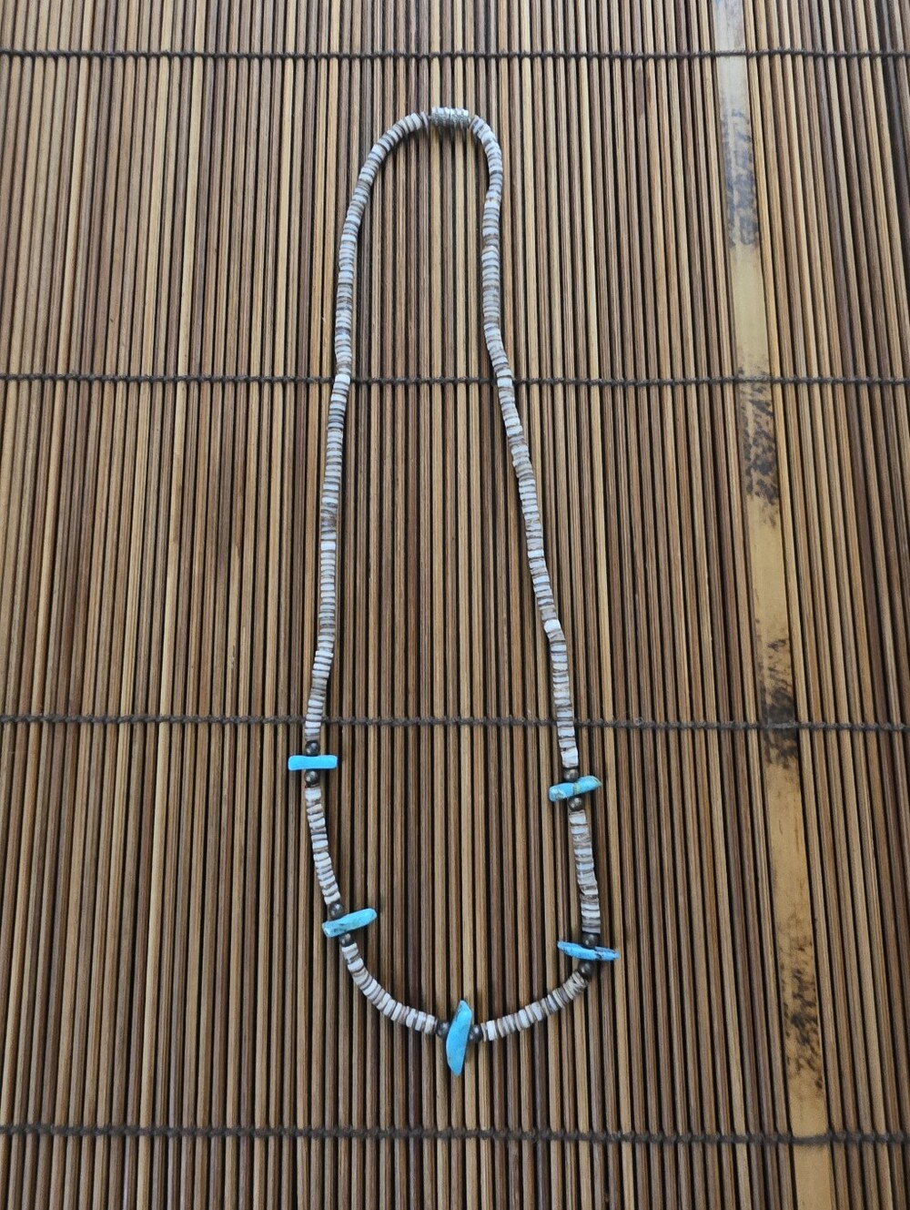 Native Turquoise Shell Necklace (Vintage)